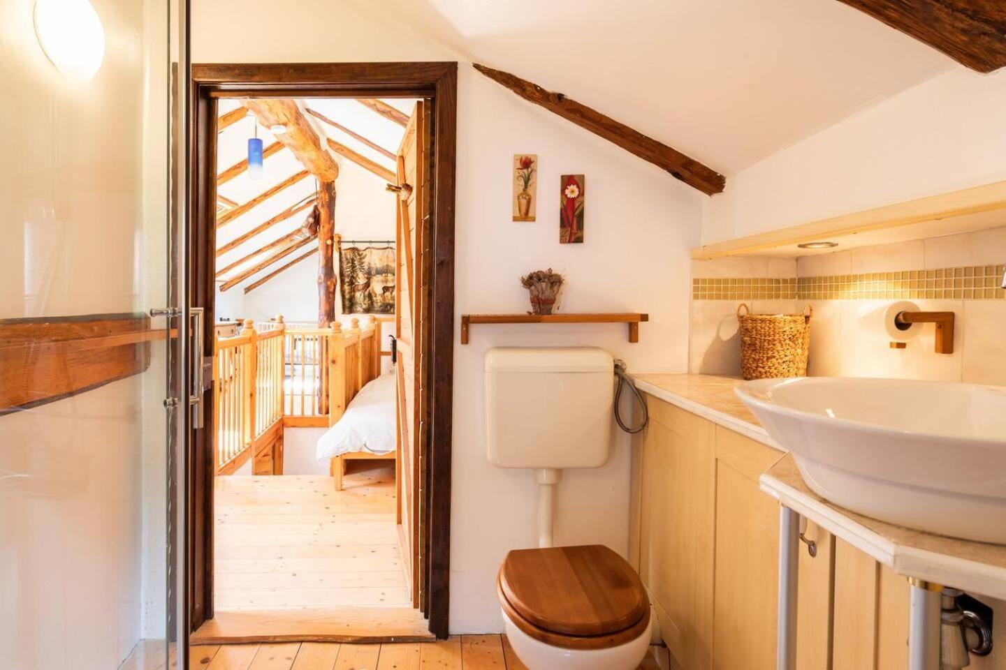 Holiday Home Katric Kamno Ngoại thất bức ảnh