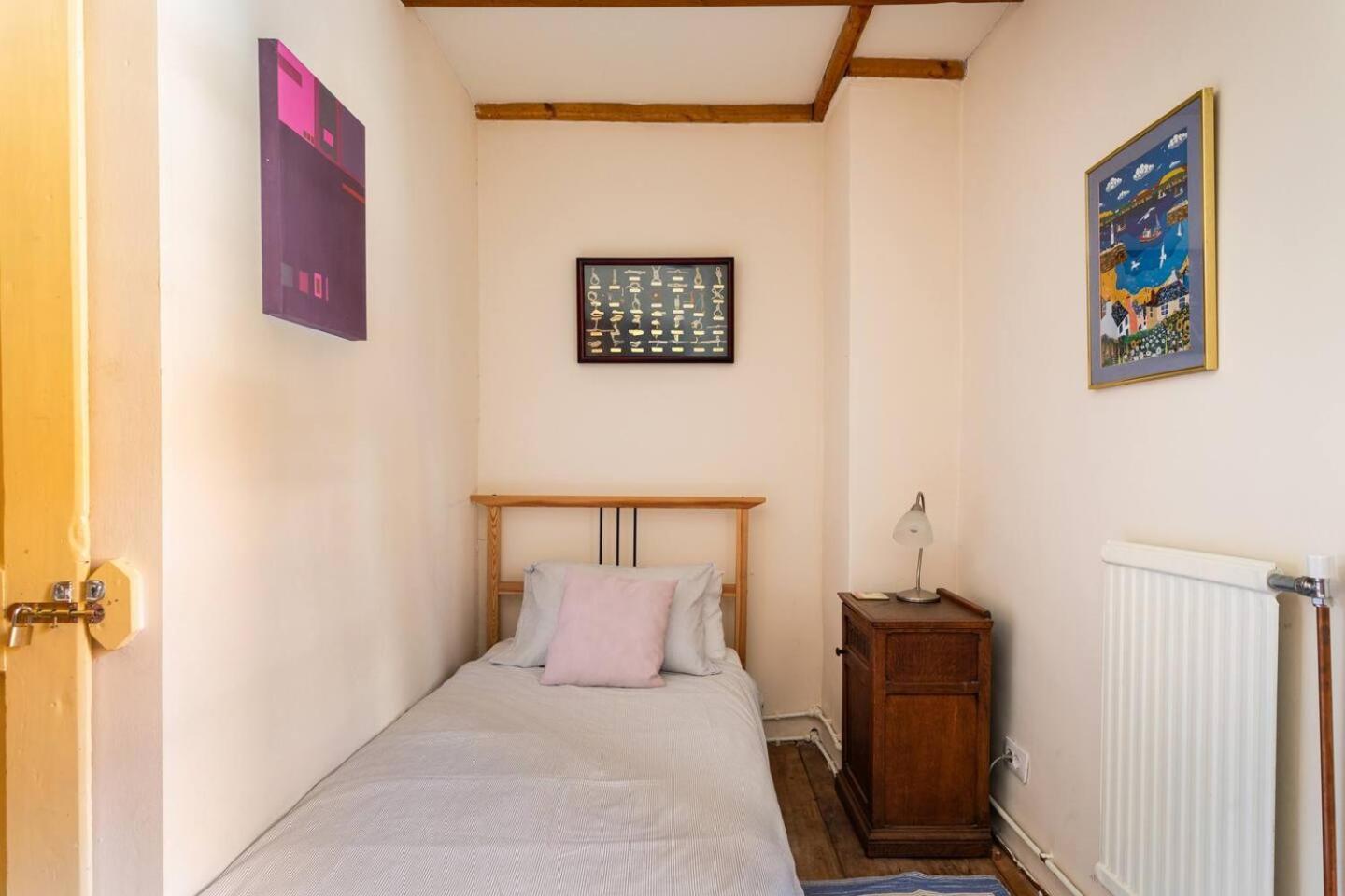 Holiday Home Katric Kamno Ngoại thất bức ảnh