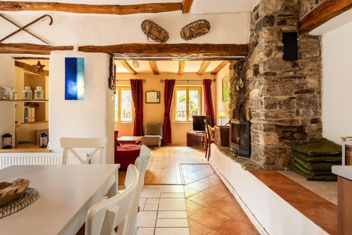 Holiday Home Katric Kamno Ngoại thất bức ảnh
